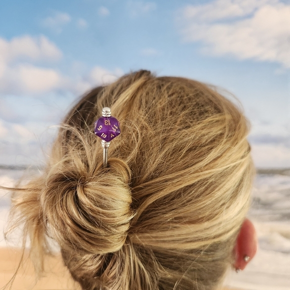 Purple and Gold Mini D20 Polyhedral Dice Steel Hair Stick - Picture 5 of 5